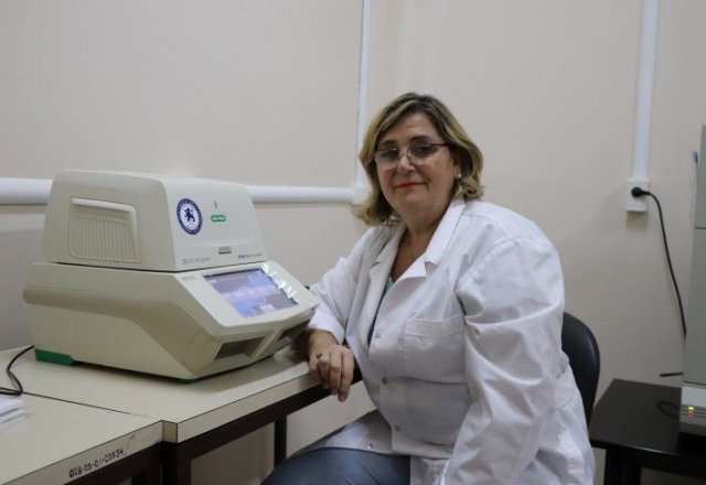 PARA BIOQUÍMICA, ÓMICRON "NO ES UNA VARIANTE PARA GENERAR PÁNICO"