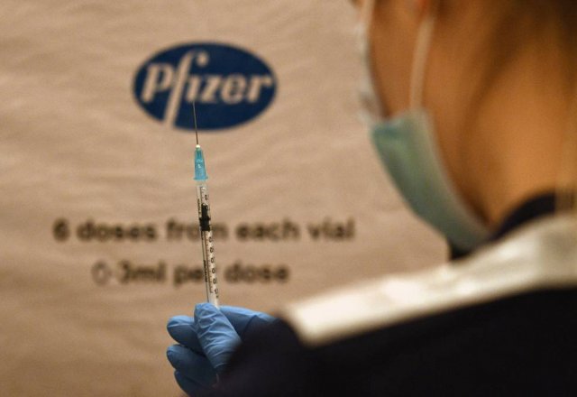 SALUD INFORMA FIN DEL CALENDARIO PFIZER Y DEJA A MILES DE REZAGADOS EN TOTAL CONFUSIÓN